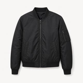 Foto de la campera bomber negra